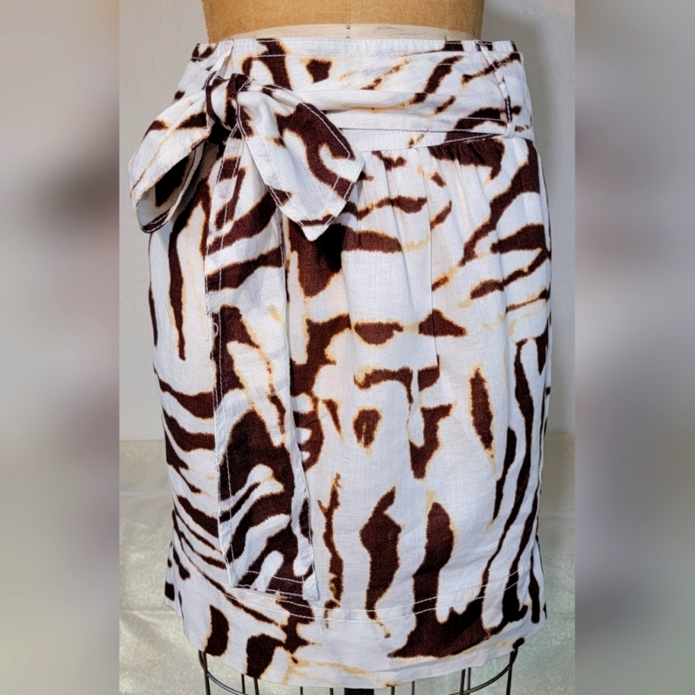 Banana Republic printed skirt